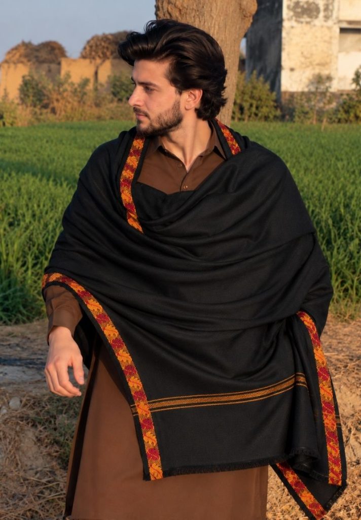 Winter Shawl M1 - Black